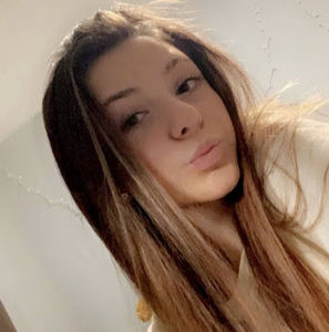 Meet your Posher, Riley